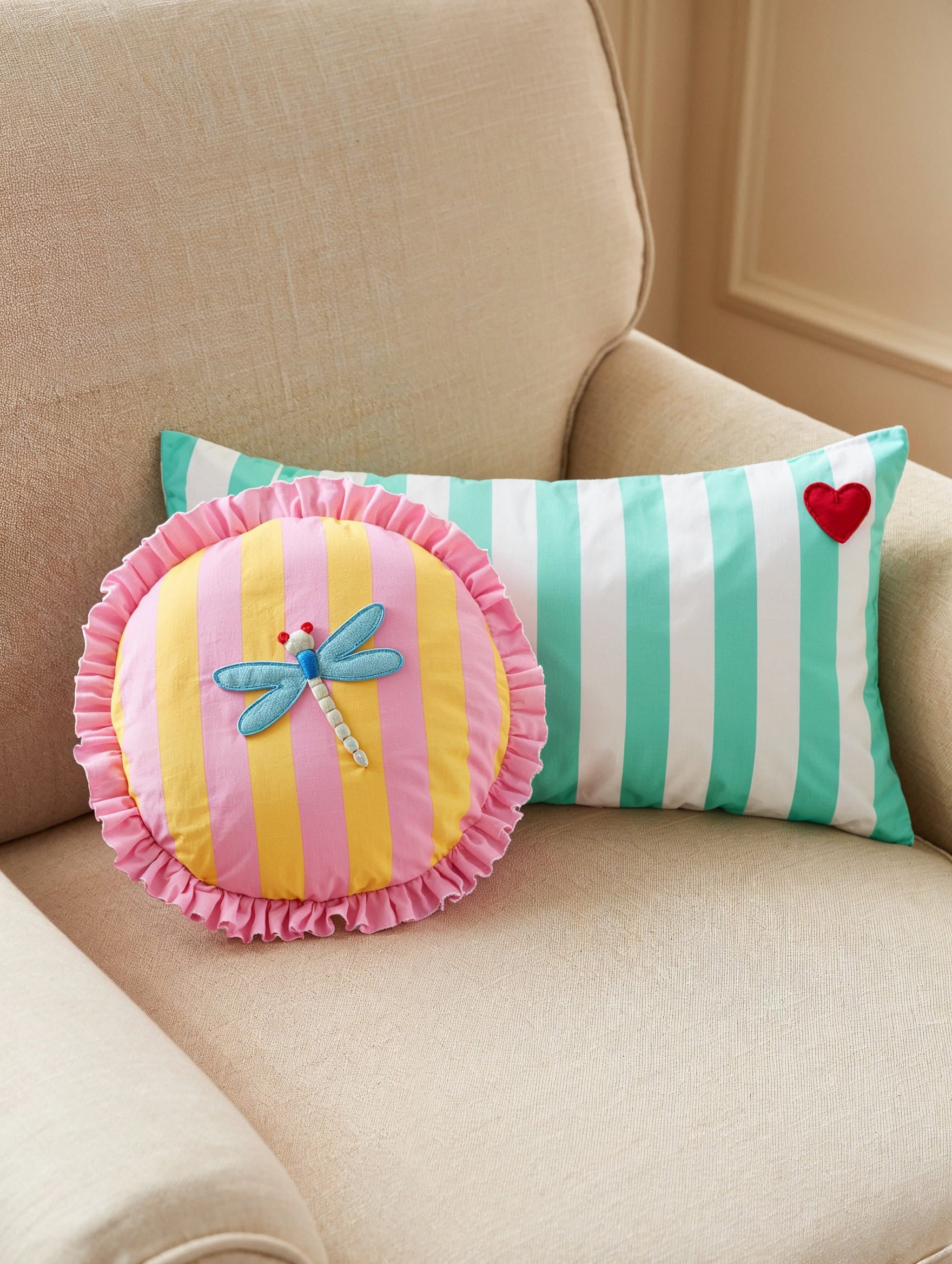 Dragonfly & Heart Pillow Set-zoom-2
