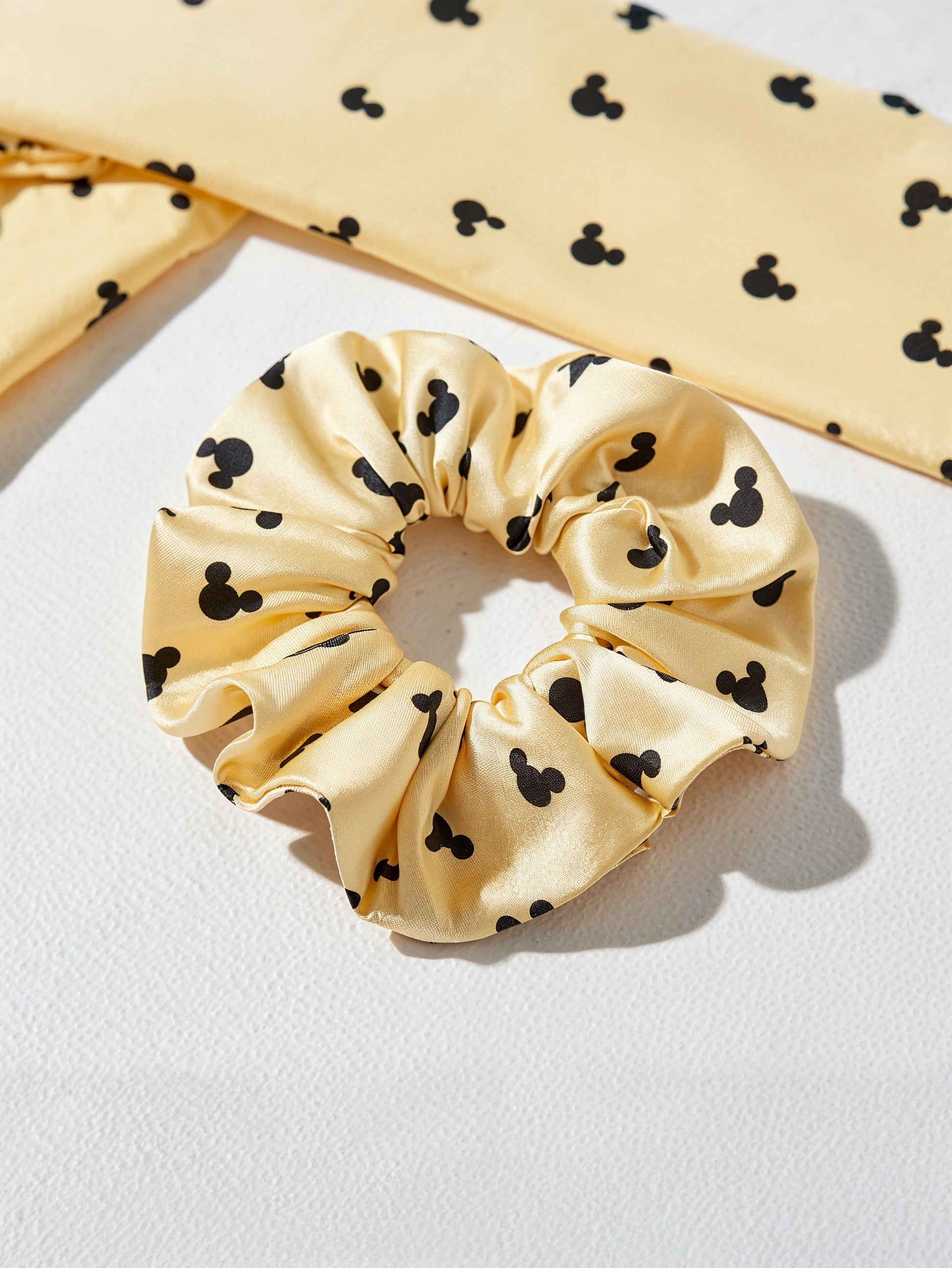 Silky Dot Scrunchie-2