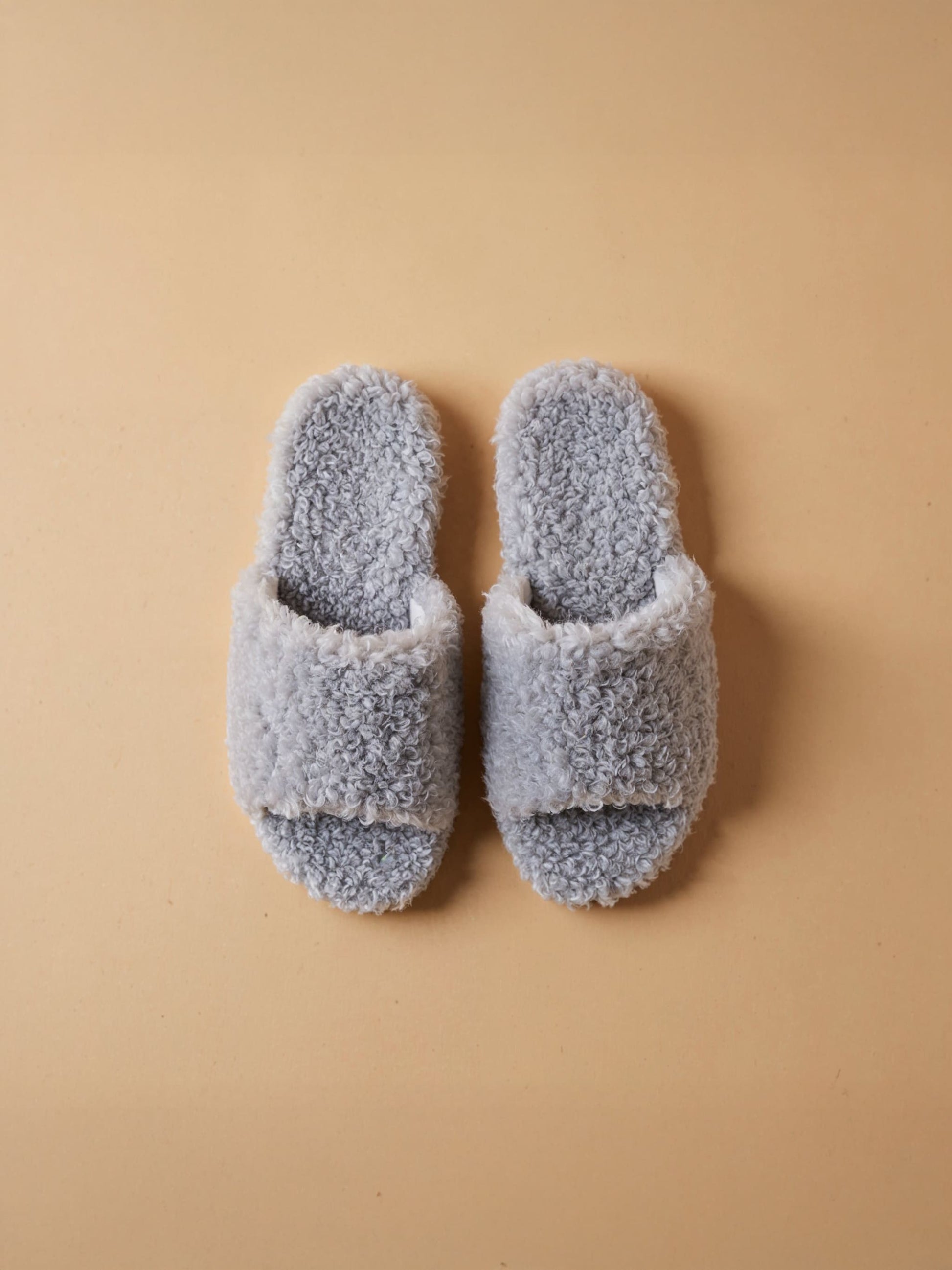 Pantuflas acogedoras con punta abierta-3